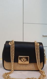(Kategori: ) berada di . Dikirim oleh evarsil (ID iklan 1177872704, Gambar 1). Deskripsi: .