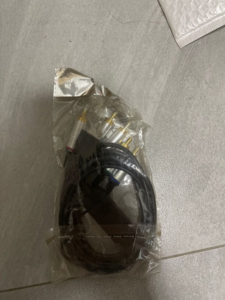 PSP go component cable to TV console, Video Gaming, Gaming Accessories