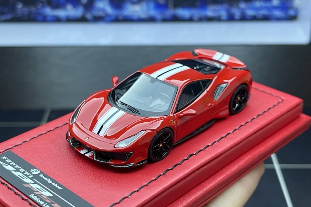 Rotating Wheel RH 1:64樹脂手辦模型。488 Pista,首批2款4色預售中