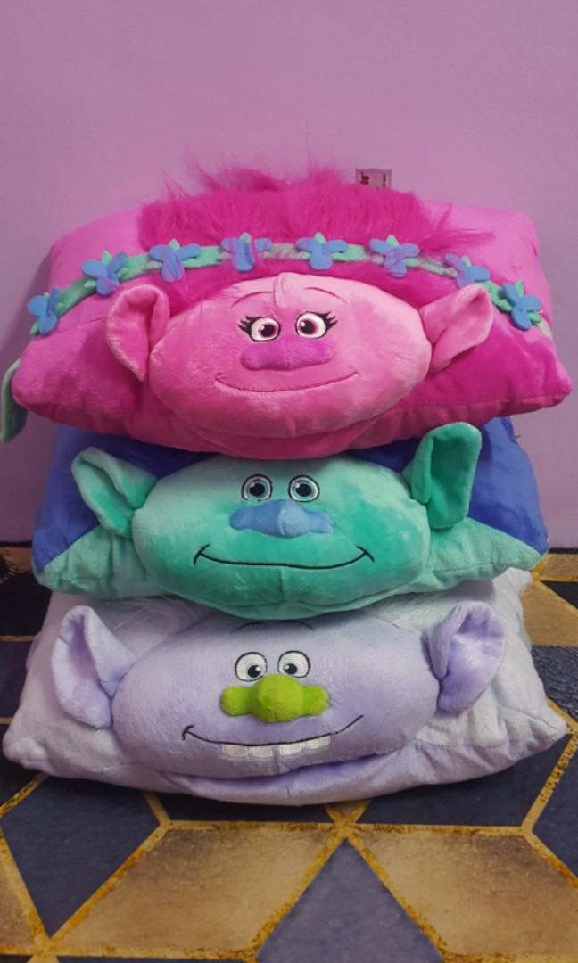 Trolls sales pillow pet