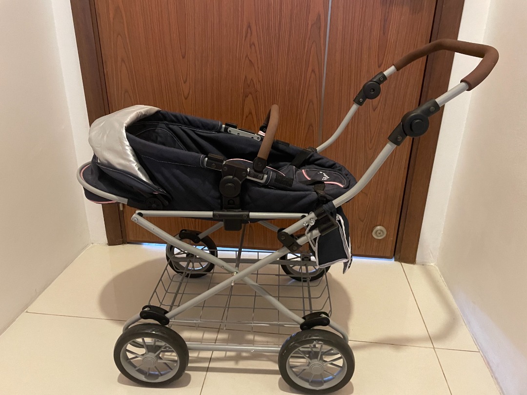 Silver Cross Dolls Pram, Hobbies & Toys, Toys & Games on Carousell