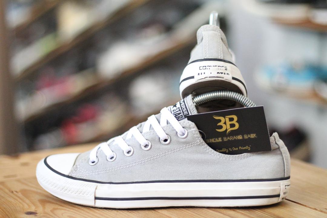 Size 8 UK 41.5 EUR CONVERSE CT OX Low Cut Shoes. Men s