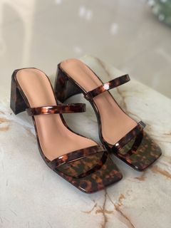 Tortoise discount shell sandals