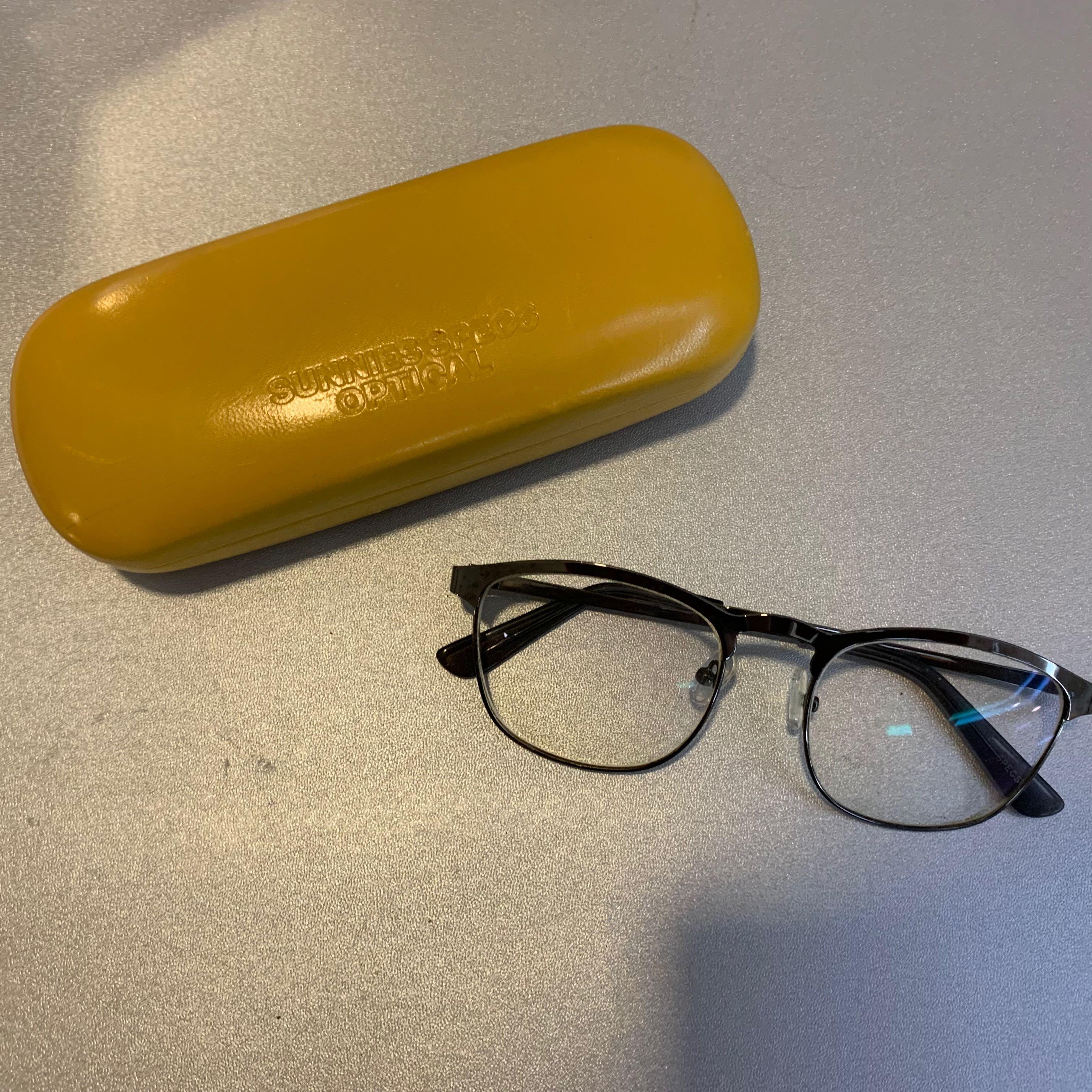 Sunnies Specs Ollie Gunmental Frames, Women's Fashion, Watches