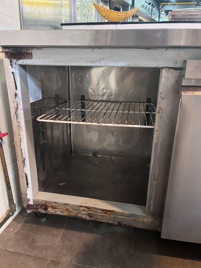 Table top chiller, Furniture & Home Living, Kitchenware & Tableware