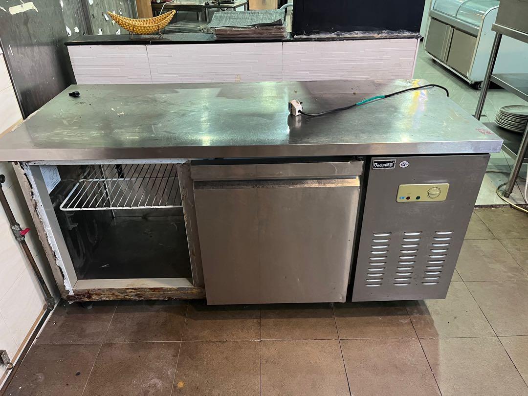 Table top chiller, Furniture & Home Living, Kitchenware & Tableware