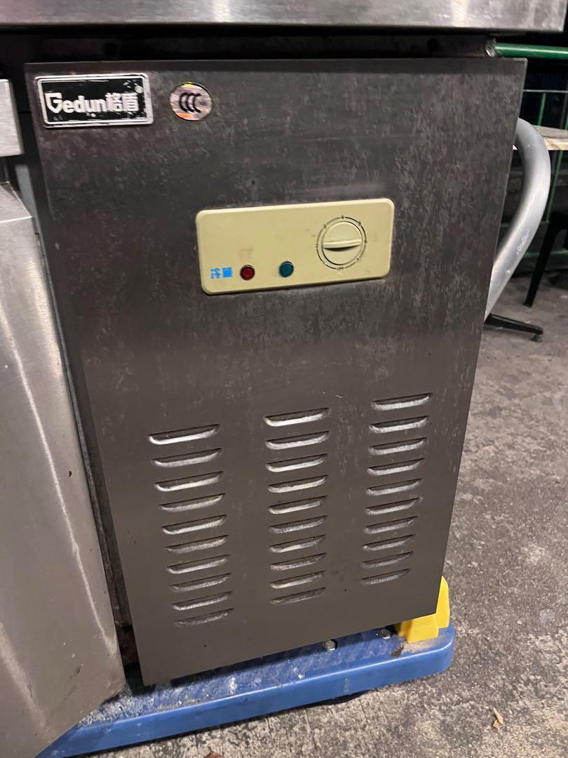 Table top chiller, Furniture & Home Living, Kitchenware & Tableware