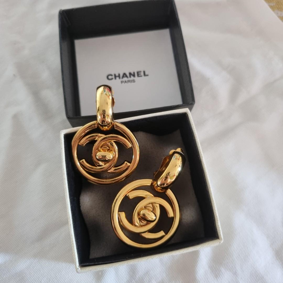 Chanel Earrings, Women's Fashion, Jewelry & Organisers, Earrings on  Carousell