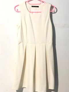(Kategori: ) berada di . Dikirim oleh decluttercatto (ID iklan 1177964451, Gambar 1). Deskripsi: .