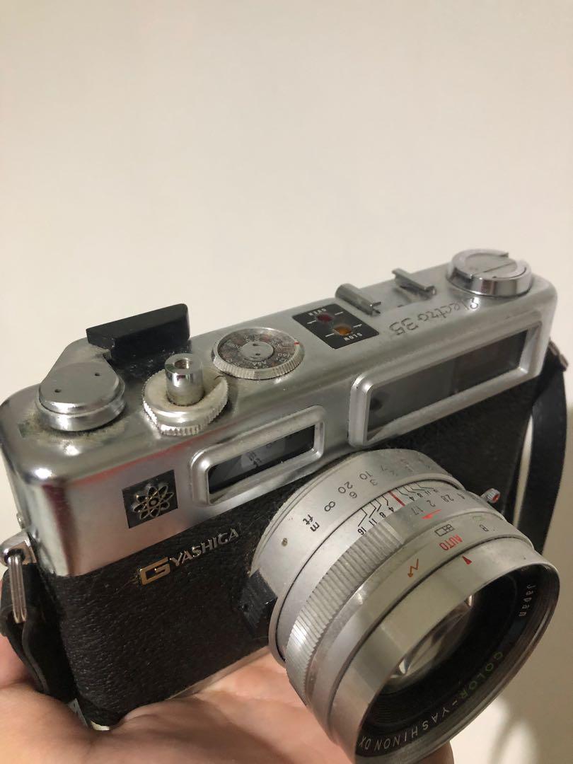 Yashica Electro 35 Film Camera (Category: Cameras) located in San Roque. Submitted by ibrakefordogs (Listing ID 1177976566, Image 3). Description: Bought secondhand (fb marketplace) at August 2020 Comes with a leather case Looks and cosmetics 10/10 Fully functioning according to seller No battery Never used it myself, nakastock langg.