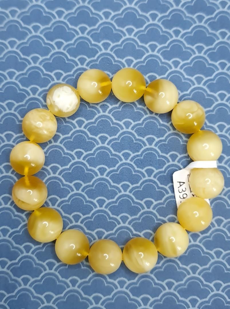Beeswax bracelet top