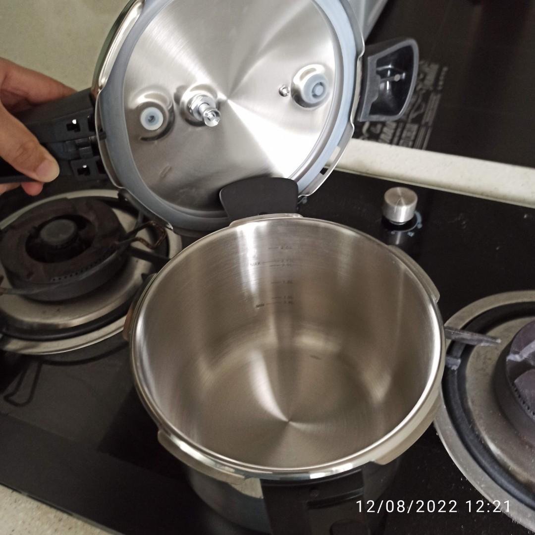 3.2L BN Japanese Pressure Cooker, TV & Home Appliances, Kitchen