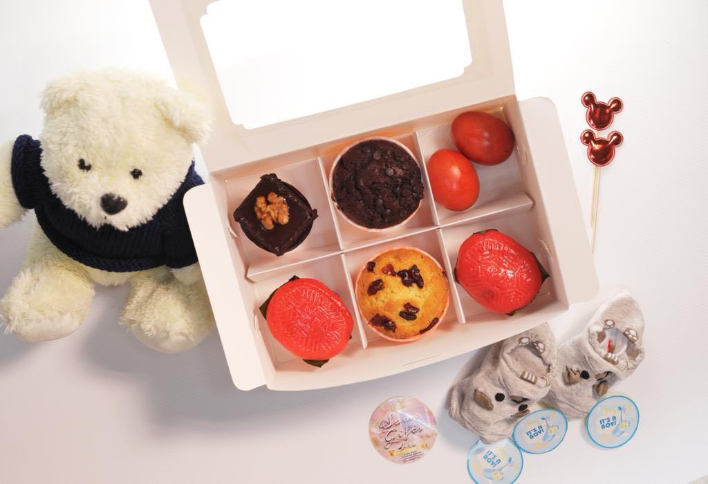 Full month hamper clearance