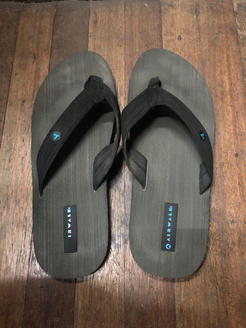 Airwalk Men s Flipflop Slippers 14 US Men s Fashion Footwear