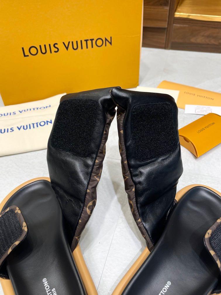 Shop Louis Vuitton MAHINA 2022 SS Pool pillow comfort sandal (1A9PP2) by  BeBeauty