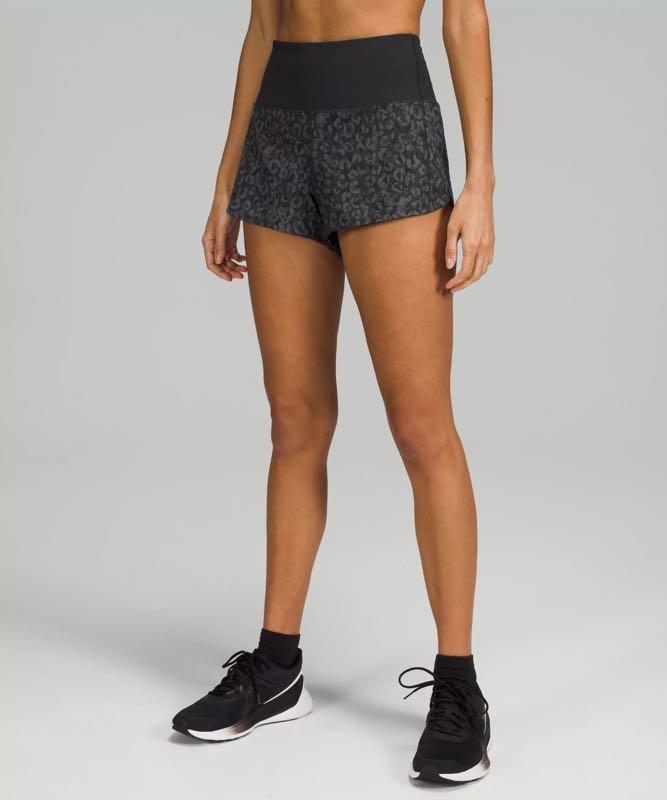 Lululemon Blue Linen Hotty Hot Shorts 2.5” Size 6 - $45 - From