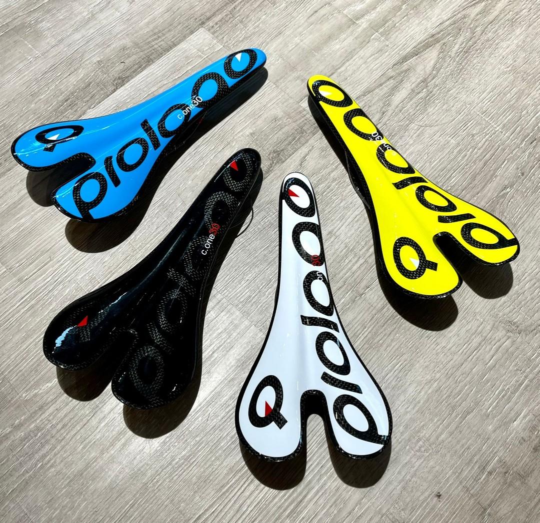 Brand new Prologo carbon saddle. Light weighted 134g., Sports