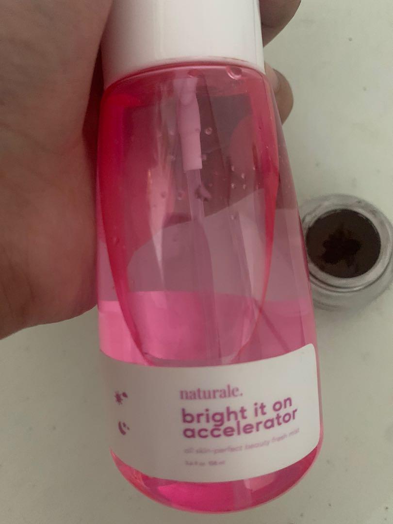 BUNDLE NATURALE brow pomade and face mist (Category: Makeup) located in Pasig City. Submitted by annaliseeee (Listing ID 1178198453, Image 3). Description: Get both for 180 pesos! -bought the brow pomade for 180 pesos and didn’t use it as much since i find eyebrow pencils a greater option -facial mist bought for 99.