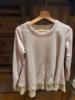 (Category: ) located in . Submitted by pecinta_baju (Listing ID 1178215581, Image 1). Description: .