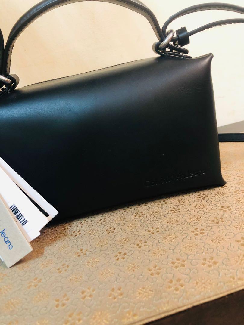 Calvin klein city box bag sales