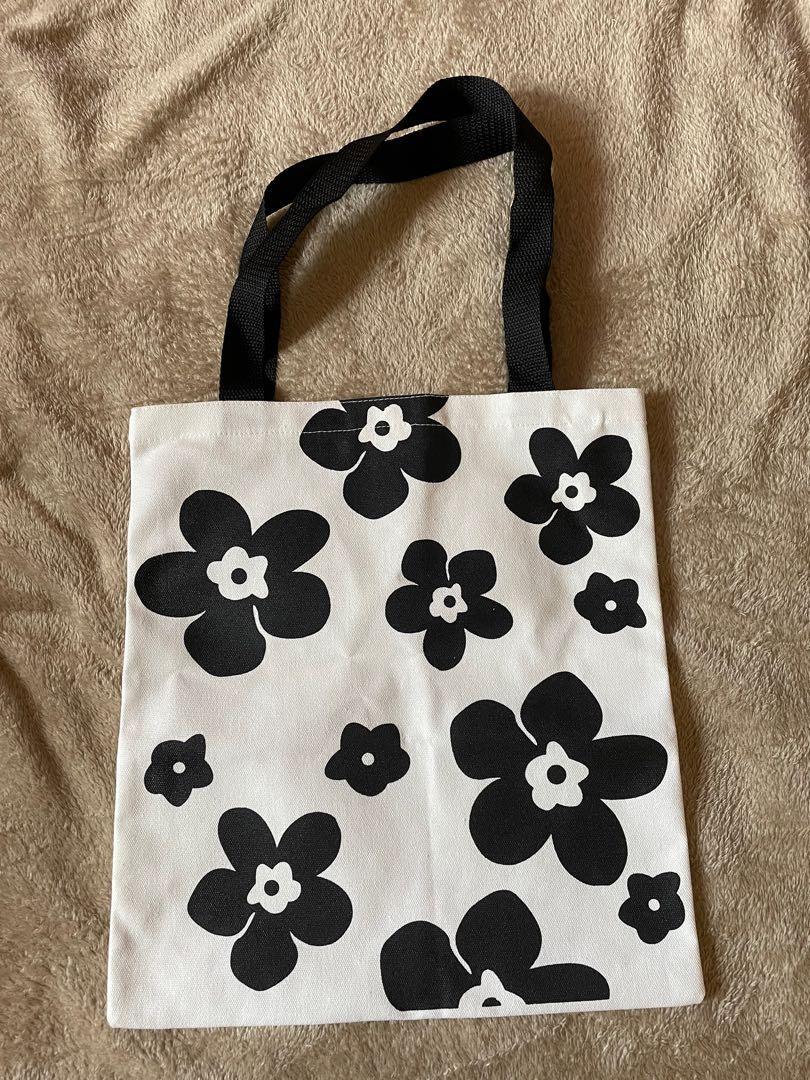 Black and white flower tote 2025 bag