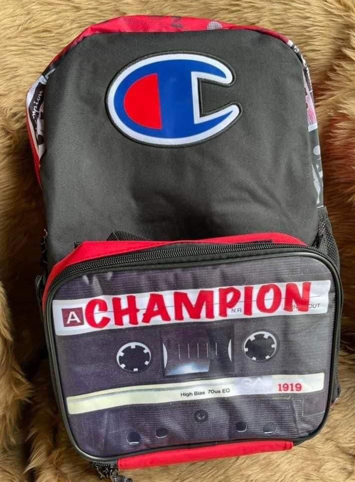Bags, Backpacks on Carousell