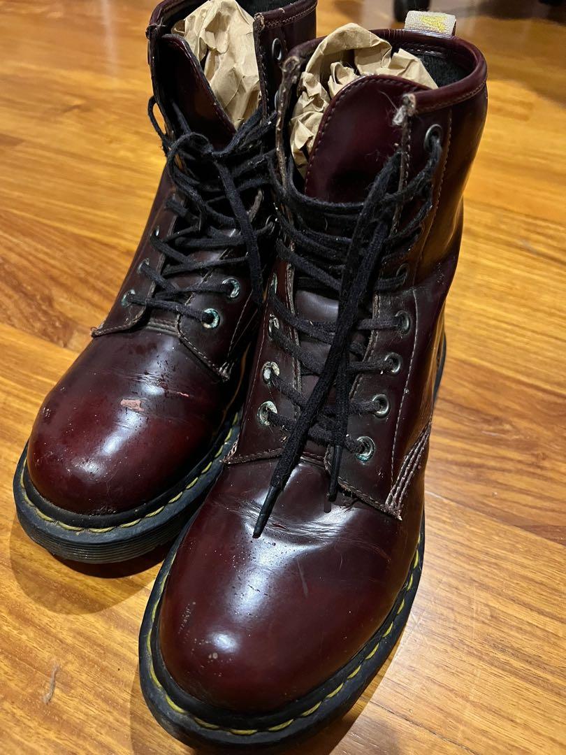 Dr martens vegan sales 1460 cambridge brush