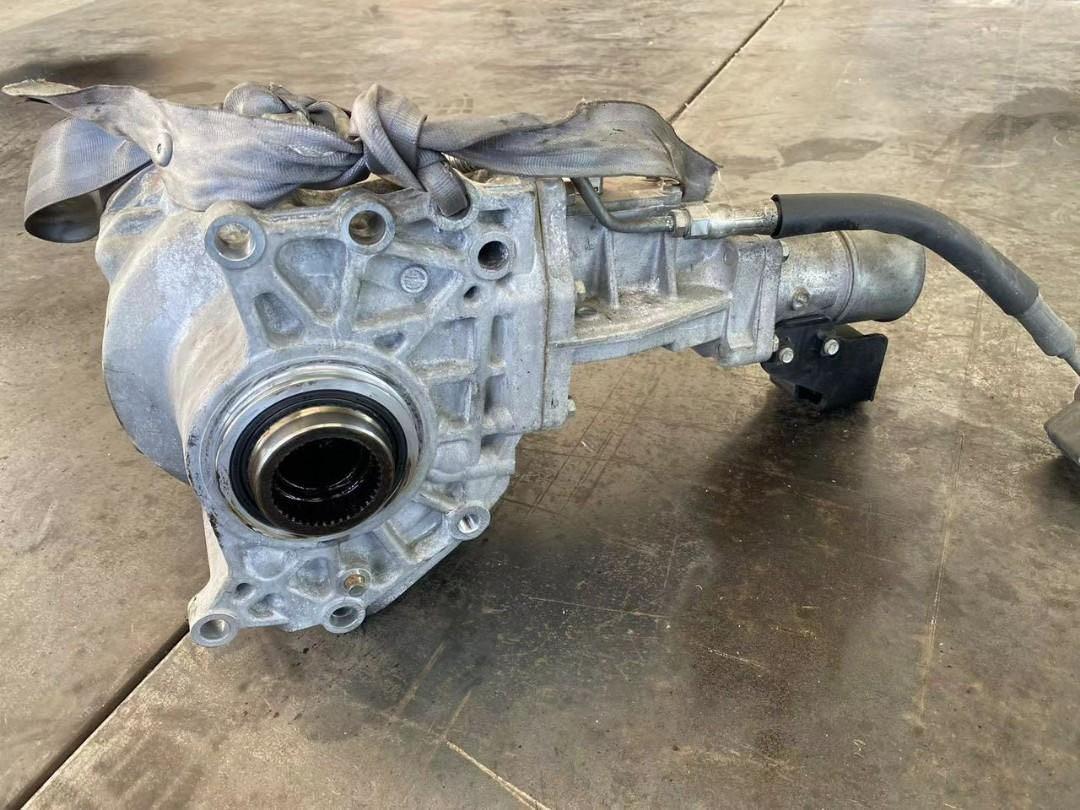 Evo x transfer case, Car Accessories, Accessories on Carousell