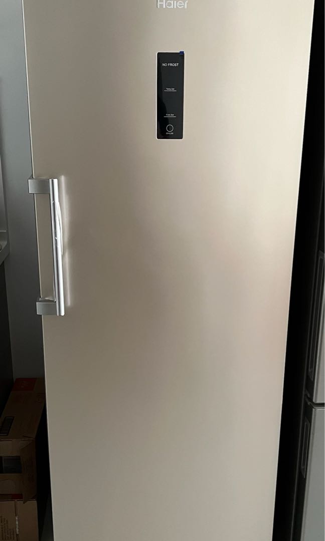Haier Upright Freezer BD248WL, TV & Home Appliances, Kitchen
