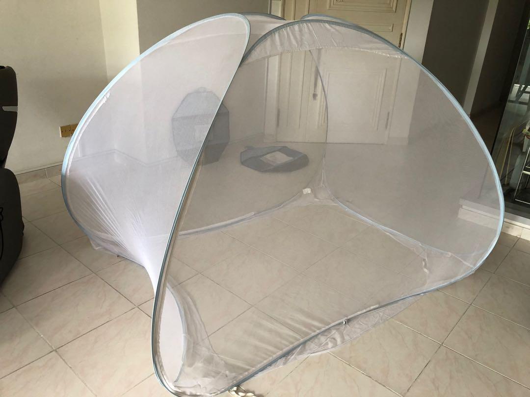 Hemsco brand mosquitoes net for queensize bed (brand new), Furniture