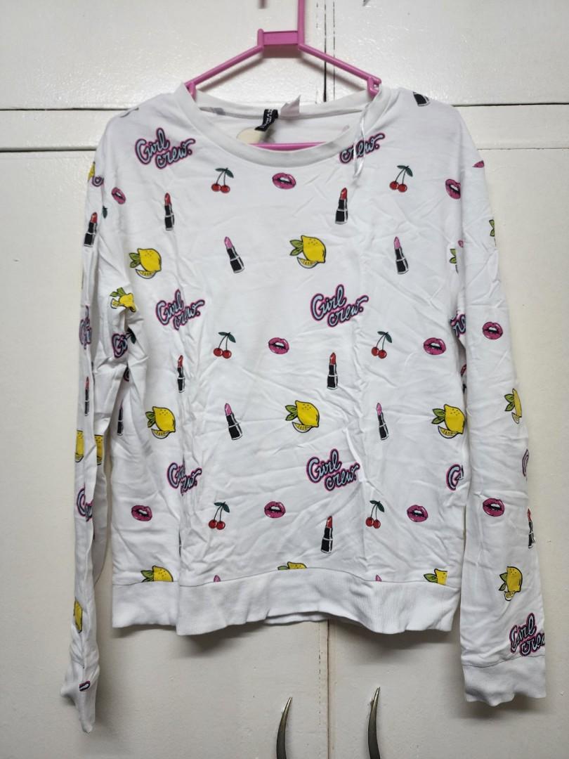 H&M white longsleeve (Category: Longsleeves) located in Manila. Submitted by Ro_stuff (Listing ID 1178105630, Image 1). Description: .