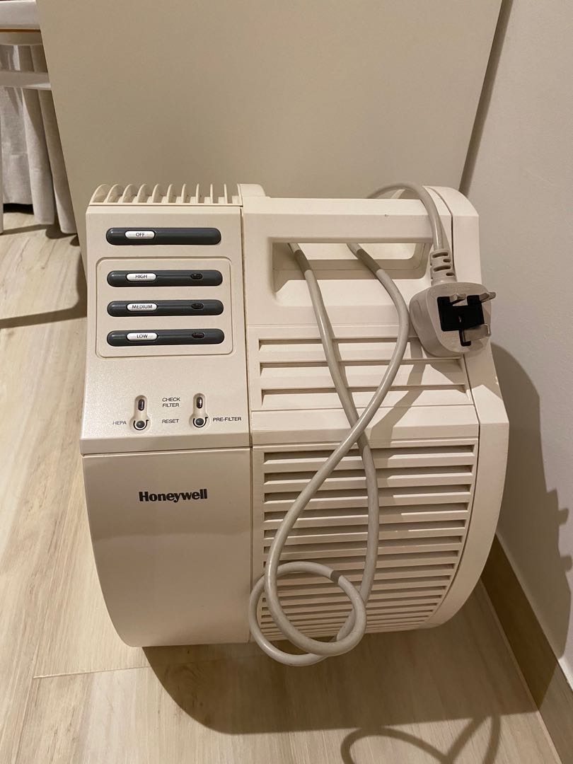 Honeywell HEPA Air Purifier with FREE precarbon filter , TV & Home