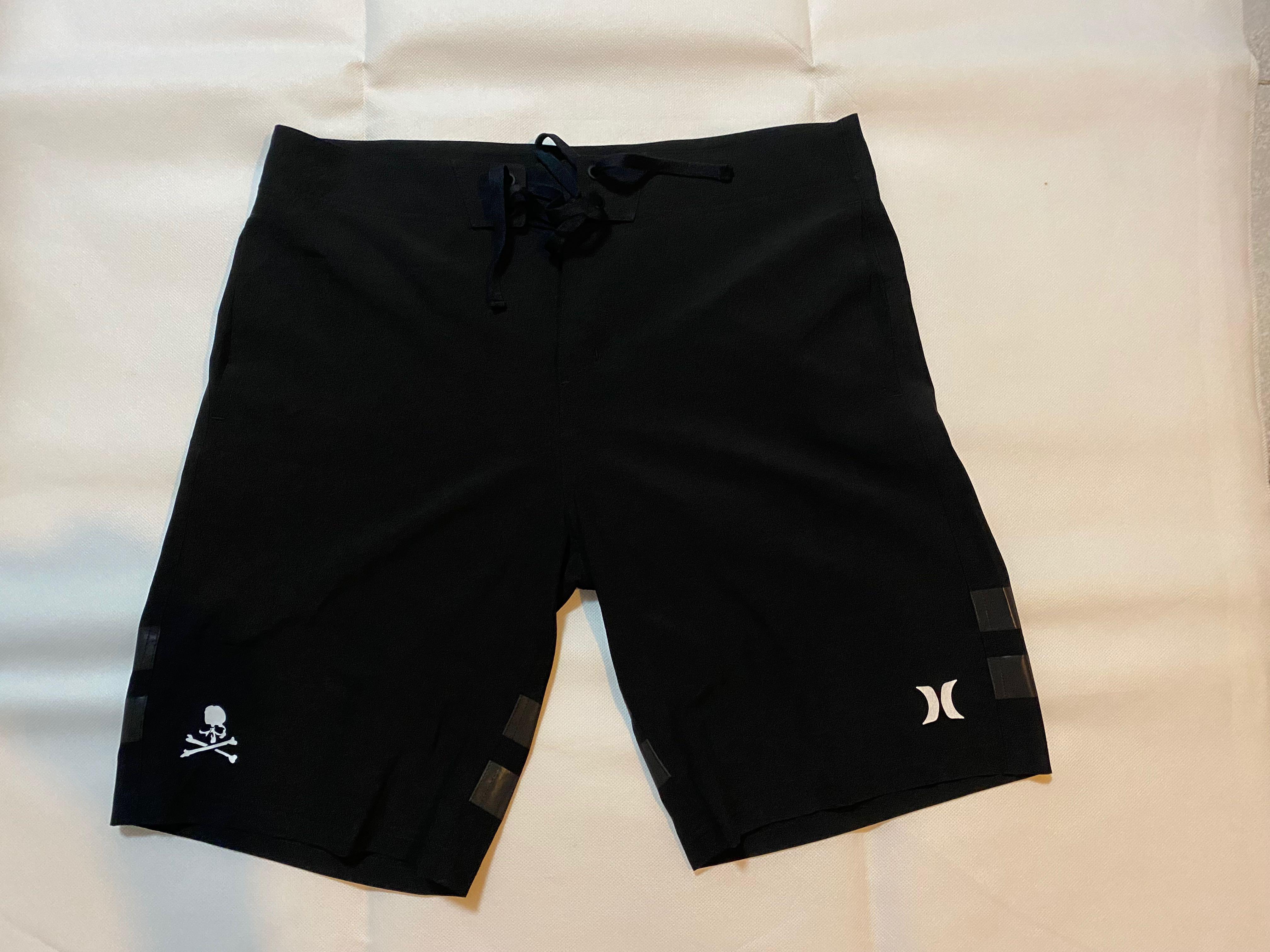hurley x mastermind, 男裝, 褲＆半截裙, 短褲- Carousell