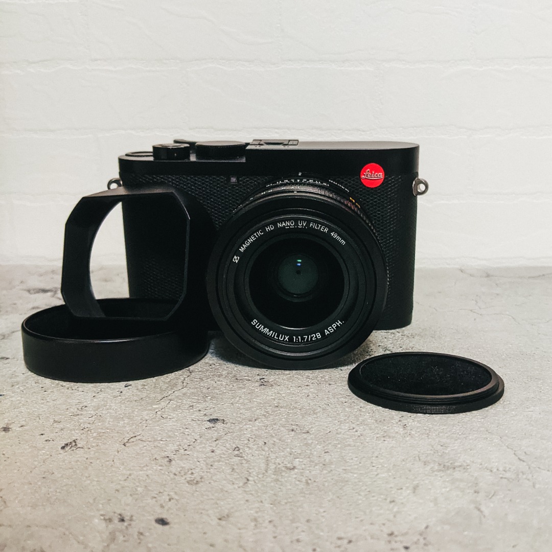 Leica Q2 (連thumb grip, filter), 攝影器材, 相機 Carousell