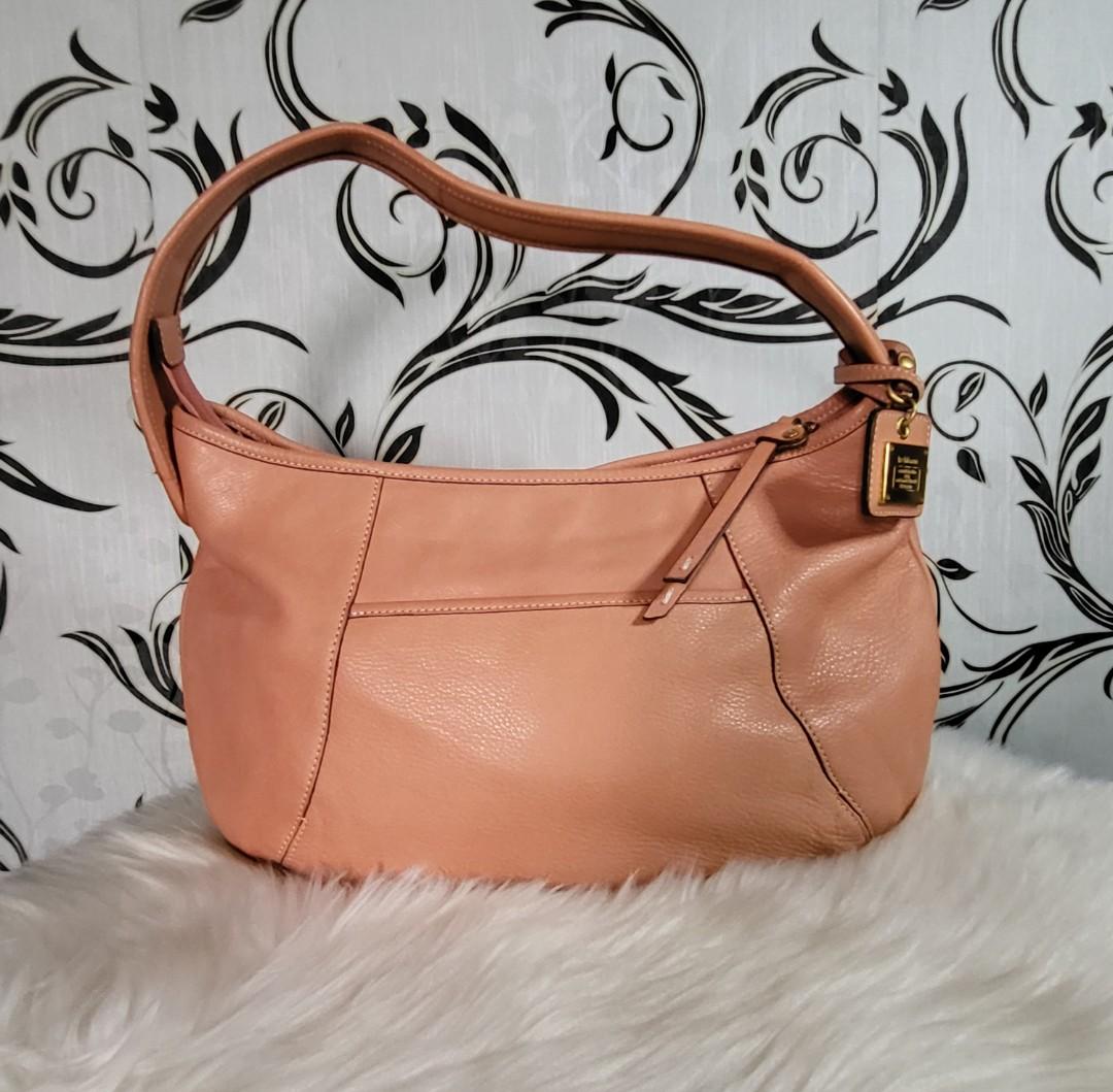 DECLUTTERING SALE Liz Claiborne Peach Leather Hobo bag Women s