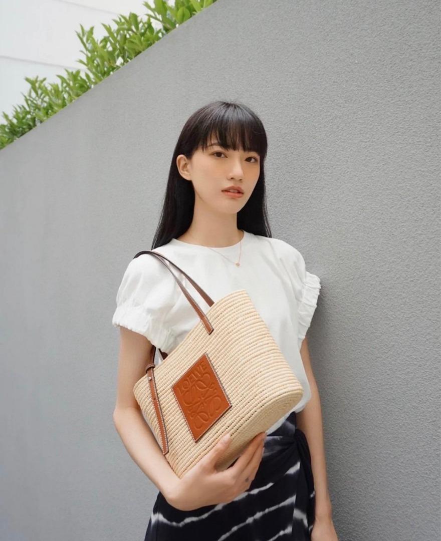 Loewe shigra outlet basket bag