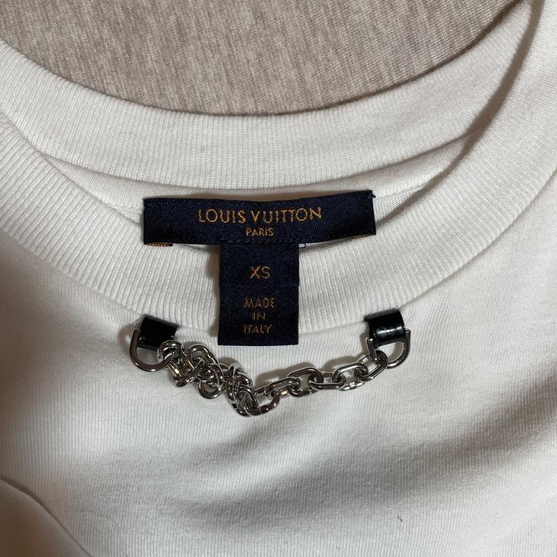 Louis Vuitton Lv Chain Logo T-Shirt – CnExclusives