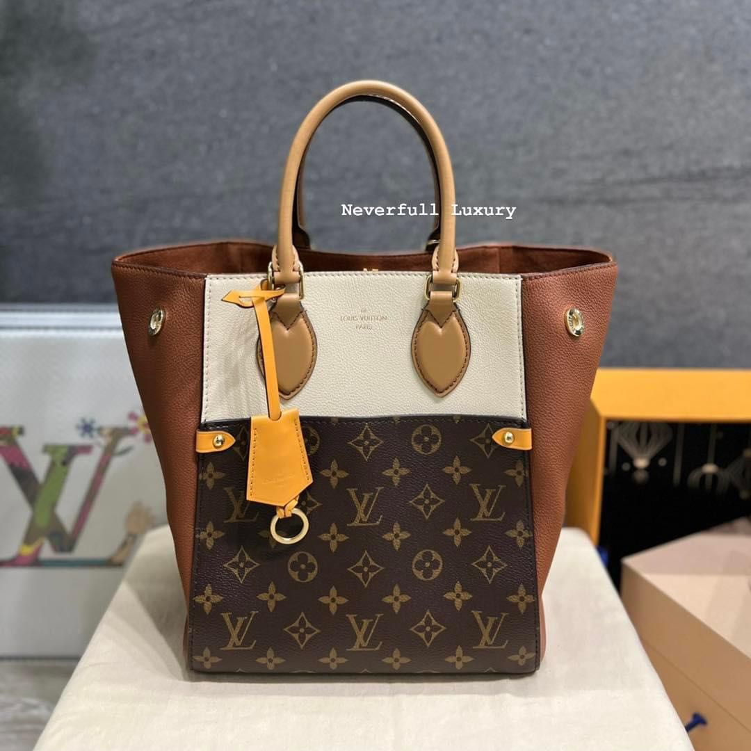 LOUIS VUITTON - Shoulder bag Neverfull small model in mo…