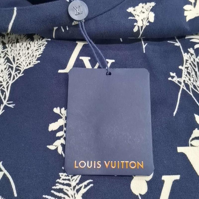 Louis Vuitton LV Men LV Leaf Discharge T-shirt Regular Fit Cotton-Blue -  LULUX