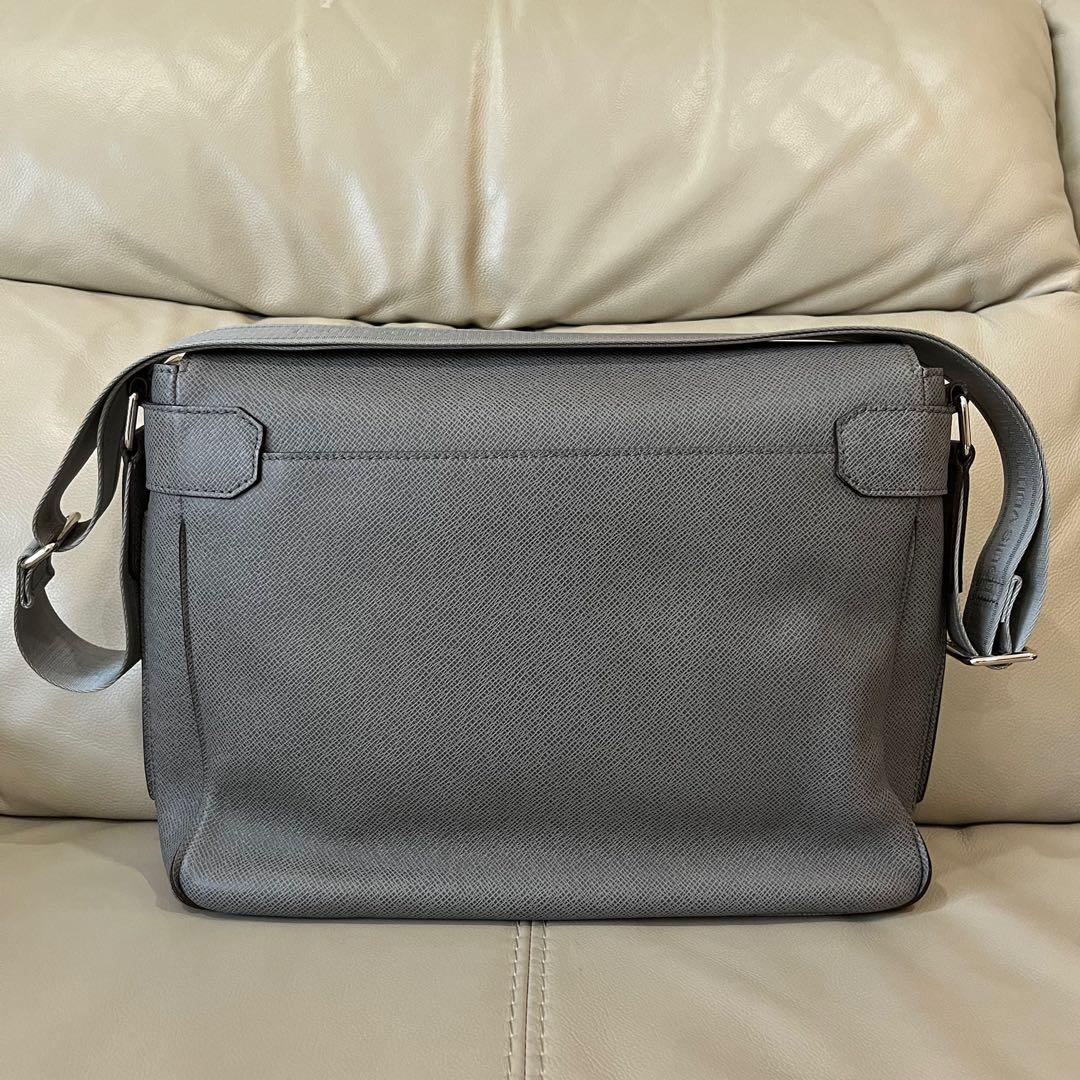 tas sling-bag Louis Vuitton Taiga Roman MM Messenger Brown