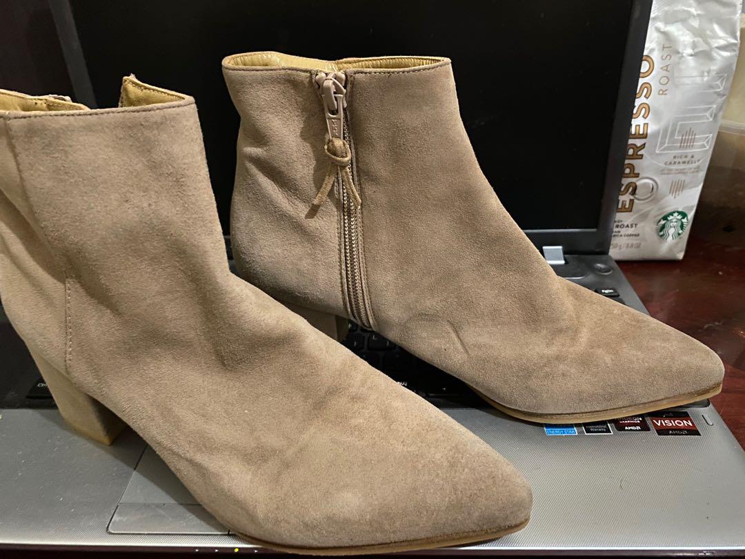 stuart weitzman boots made in spain