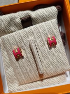 (Category: ) located in . Submitted by beautyspacee (Listing ID 1178189558, Image 1). Description: .