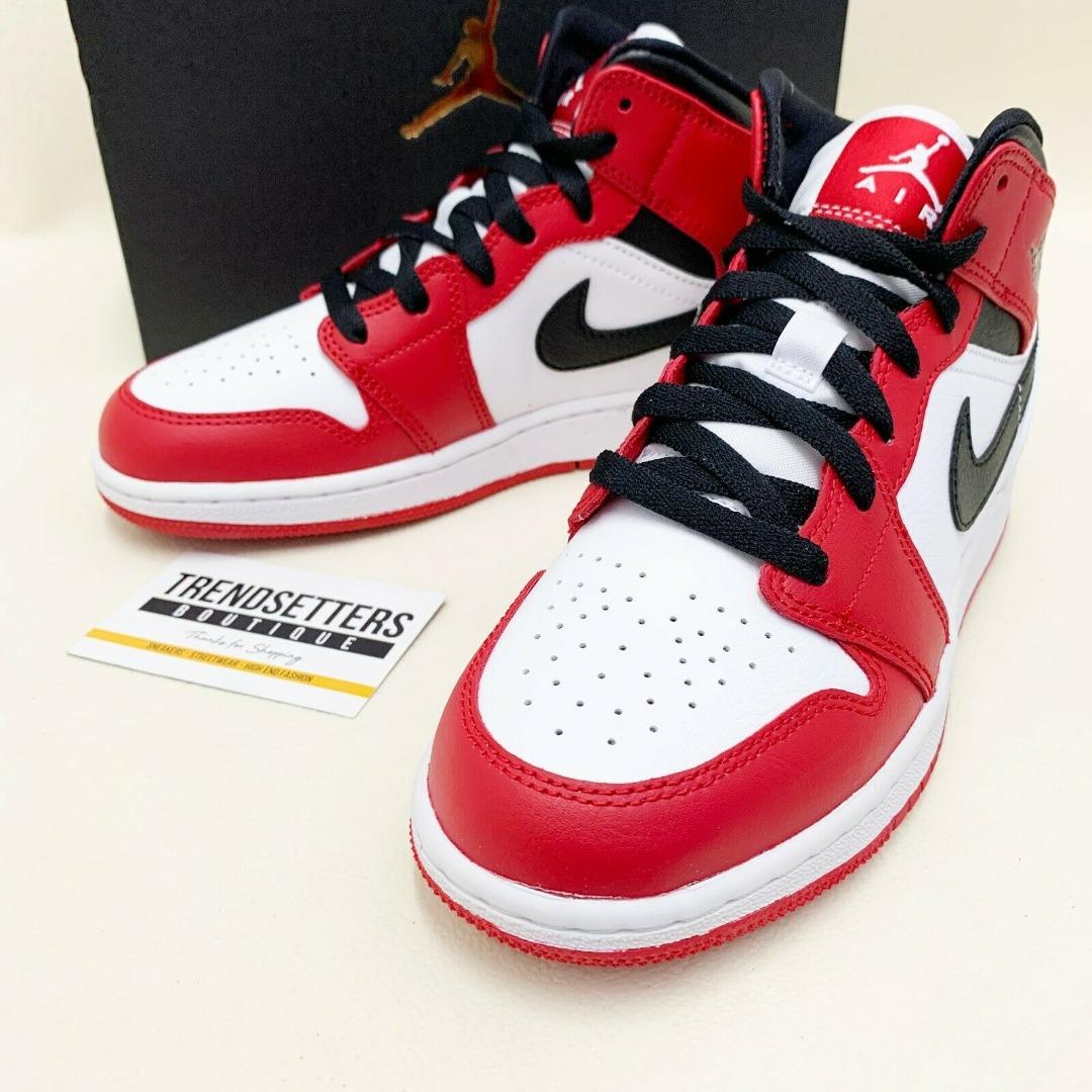 air jordan 1 mid chicago white