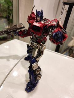 Optimus prime threezero dlx bumble bee  movie