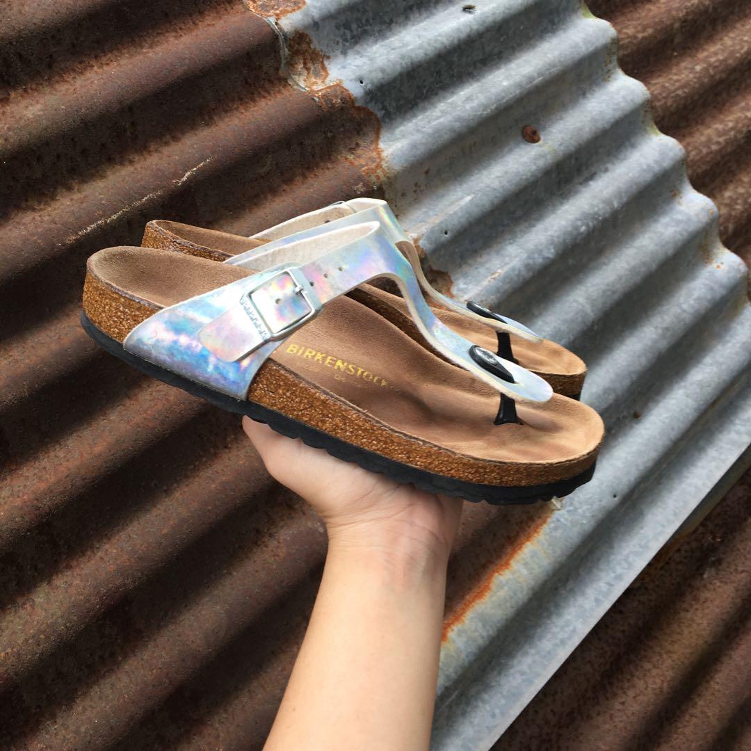 Birkenstock clearance gizeh holographic