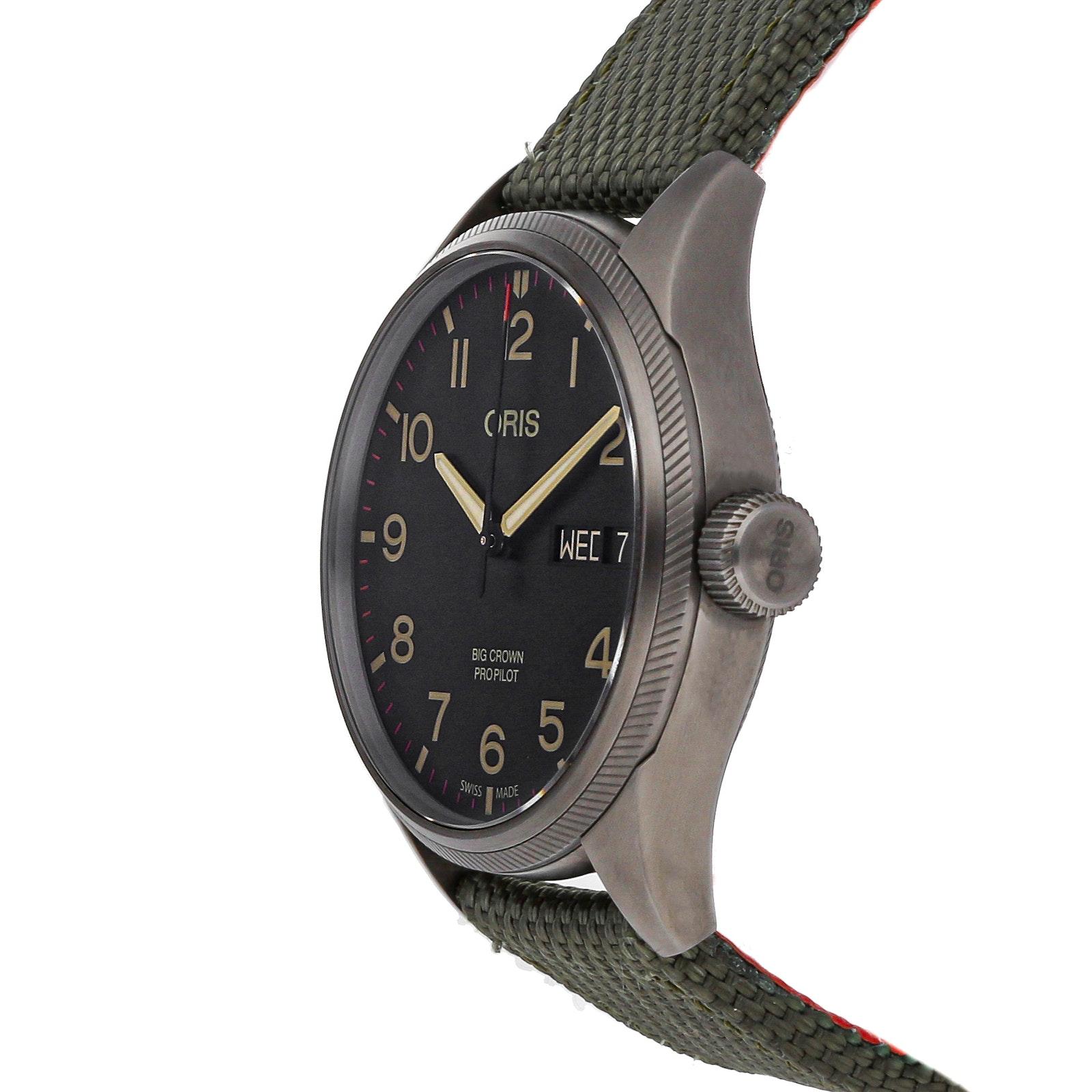 Pre Owned Oris ProPilot 40th Squadron Limited Edition 01 752