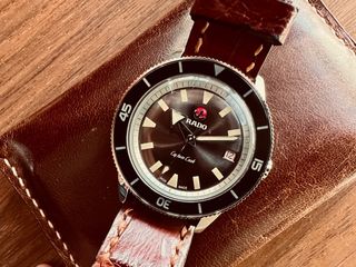 (Category: ) located in . Submitted by watchfanboy (Listing ID 1178067974, Image 1). Description: .