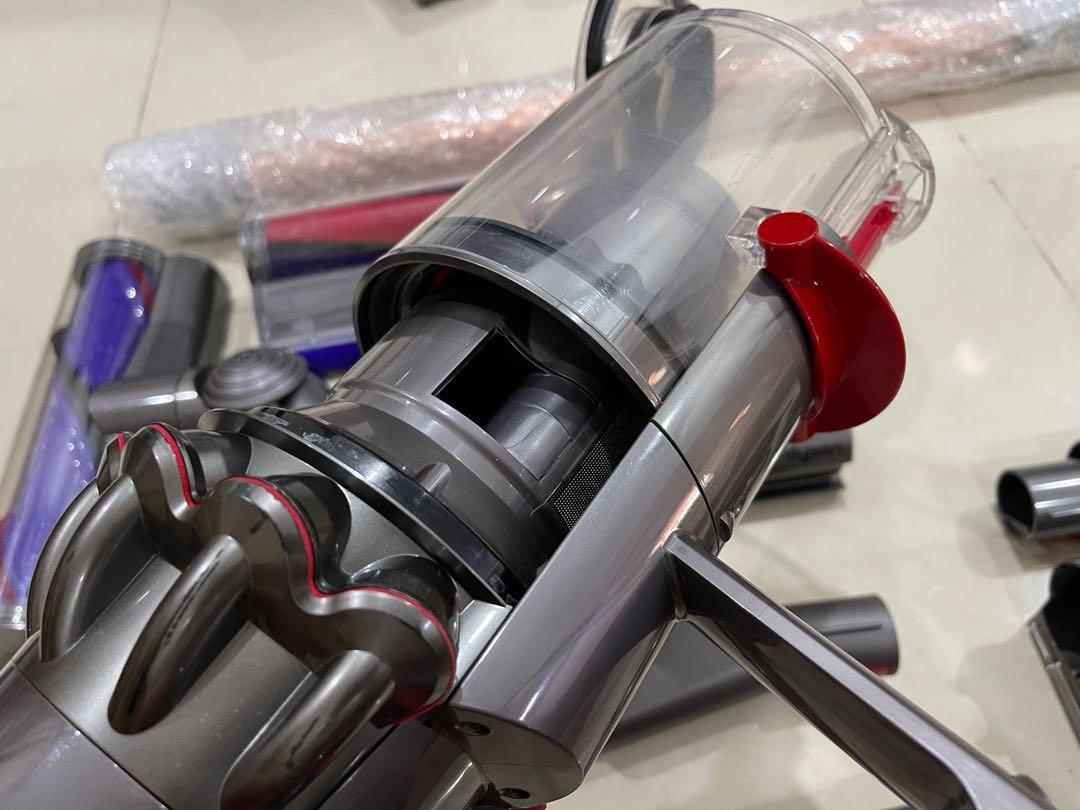 Refurb Dyson V10 Absolute, TV & Home Appliances, Vacuum Cleaner