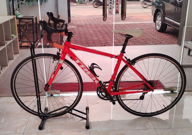 Trek store alpha 1.0