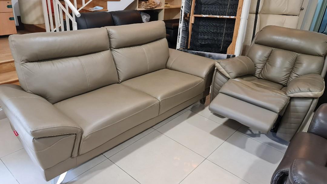 Rozel shop recliner sofa